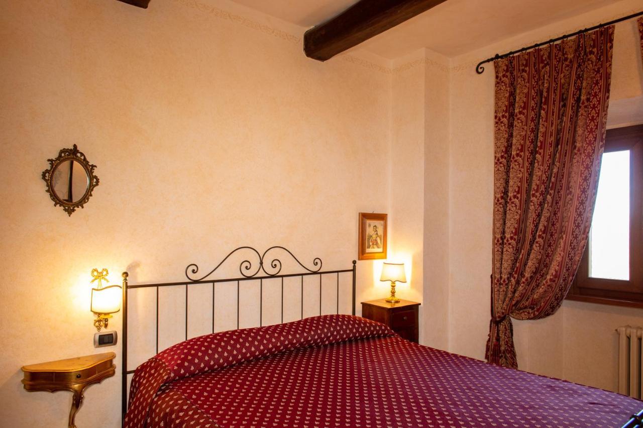Landhaus Rocca Di Pierle, Di Charme - Cortona Mercatale (Arezzo)